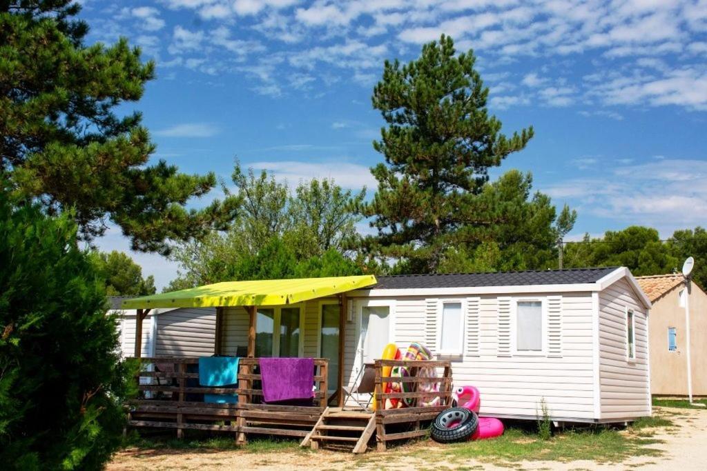 Camping Les Hautes Prairies Lourmarin Ngoại thất bức ảnh