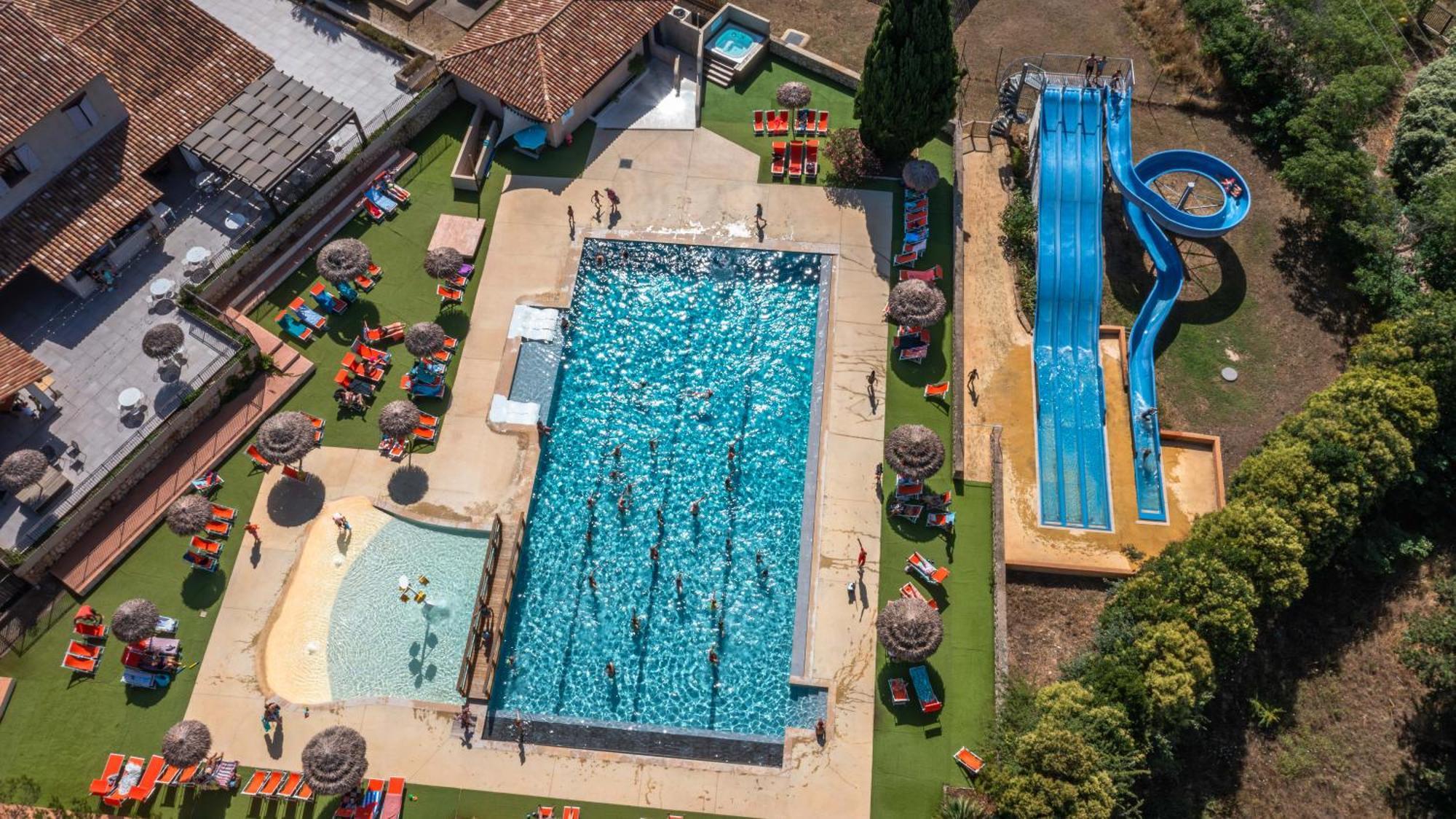 Camping Les Hautes Prairies Lourmarin Ngoại thất bức ảnh