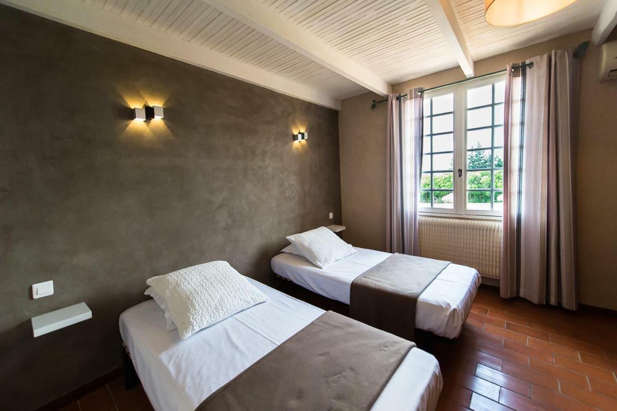 Camping Les Hautes Prairies Lourmarin Ngoại thất bức ảnh